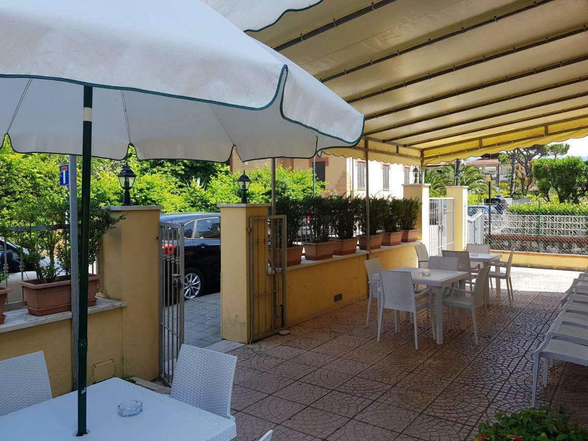 Hotel Margot Lido di Camaiore Exteriér fotografie